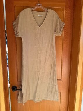 Faherty dress